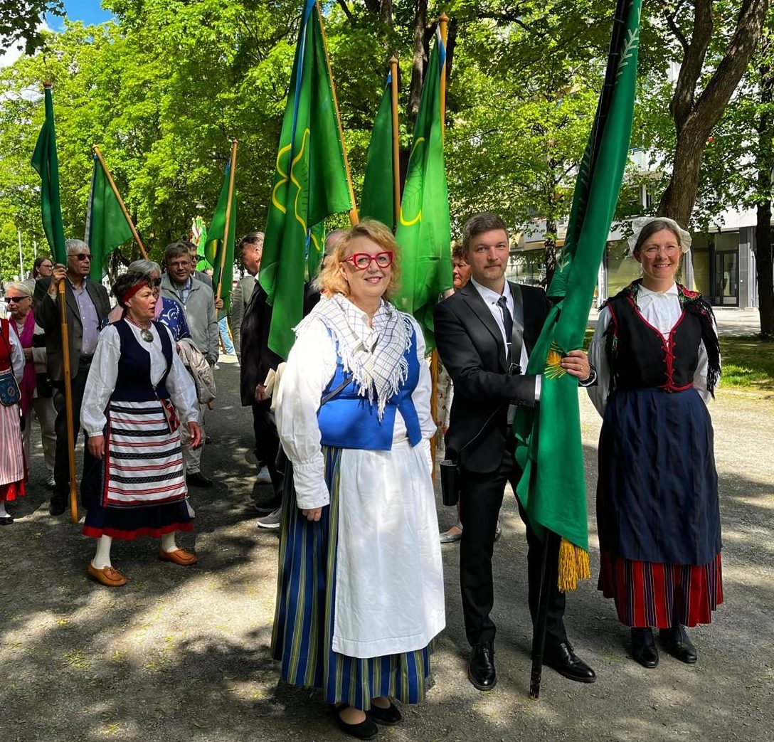 Perusturvasta ponnahduslauta – miksi aito keskustalaisuus luottaa ihmiseen, ei kyttäämiseen